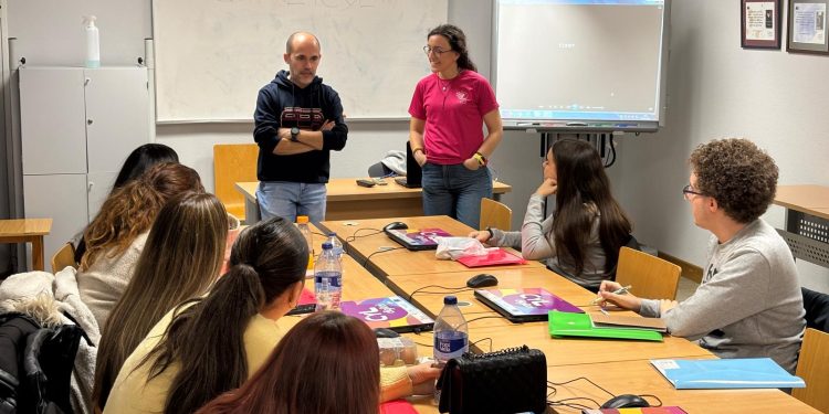 Arranca en Peñaranda el curso de monitor de tiempo libre con 310 horas de formación entre teoría semipresencial y prácticas