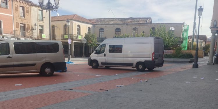 PeC exige «mano dura» para hacer cumplir la ordenanza de venta ambulante y acabar con la suciedad en las plazas