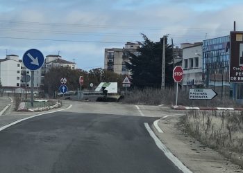Peñaranda pide a la Junta dos nuevas rotondas: una para regular el acceso al cementerio y otra en el cruce de Macotera-Alba