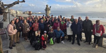 La asociación de mayores San Miguel, de Peñaranda, viaja a Galicia para ver el espectacular alumbrado navideño en Vigo