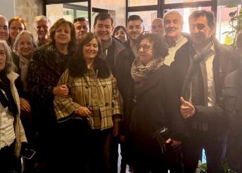 Populares de Villoria y Cordovilla participan en el homenaje a José Martín Méndez por sus 45 años como alcalde de Villares