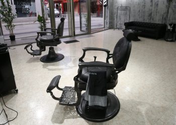 Jaime García traslada su Barbershop a la céntrica calle del Carmen de Peñaranda: un centro dedicado a la estética masculina