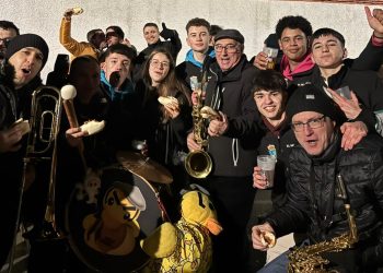 Babilafuente inicia sus fiestas con la VI edición de la Ruta de San Blas amenizada por la charanga peñarandina Dale Kaña 2.0