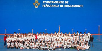 250 niños y niñas participan esta temporada en las cinco Escuelas Deportivas del Ayuntamiento de Peñaranda