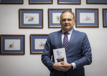 El peñarandino Francisco Javier Martínez participa en el libro «51 periodistas hablan de toros» de la Fundación Toro de Lidia