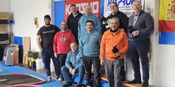 La X edición de la Rosconada Mini Z pone el broche a las fiestas navideñas en Peñaranda con una gran jornada en el pabellón