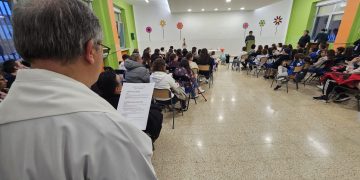 Peñaranda inicia la celebración diocesana de la Infancia Misionera con un encuentro de niños y familias en el colegio La Encarnación