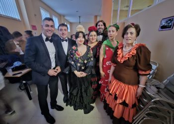 El Playback beleguino llena el multiusos de Palaciosrubios: de los Cantores de Híspalis al Rey León, Rocío Dúrcal y Abraham Mateo