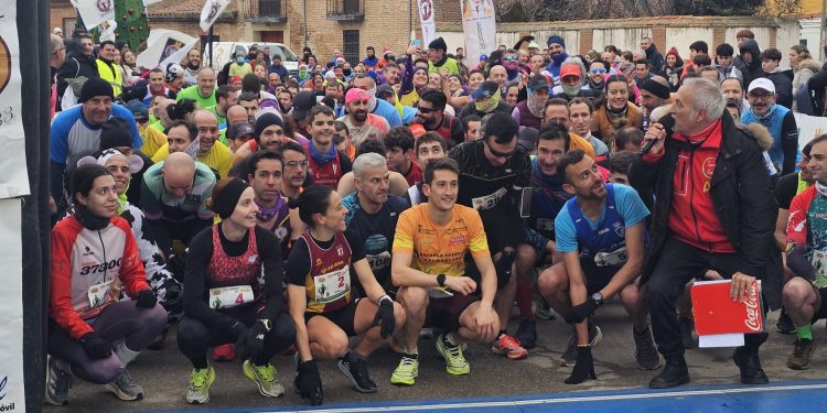 Triunfo para Alejandro Paredero y Lorena Martín en la XIII Carrera del Roscón de Paradinas de San Juan con más de 400 corredores