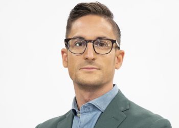 El periodista Sergio Saseta presentará el cartel anunciador de la Semana Santa de Peñaranda el próximo día 22 en el teatro del CDS