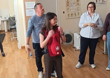 Formación en Peñaranda para ayudar a salvar vidas: los talleres de RCP y atragantamiento despiertan el interés de la población