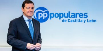 Alfonso Fernández Mañueco, candidato del PP a las Cortes Regionales por Salamanca: «Aquí no hay anuncios improvisados, hay decisiones basadas en criterios sanitarios con el objetivo de mejorar la atención a los ciudadanos, vivan donde vivan»