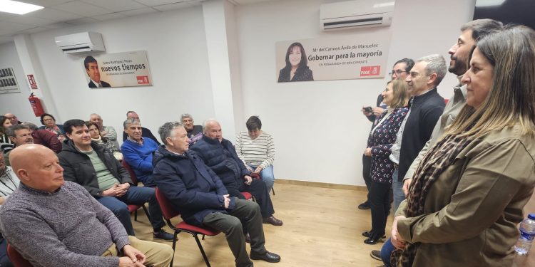 Fran Díaz: «Si el PSOE llega al gobierno en Castilla y León, el colegio Unamuno tendrá un espacio para la Educación Física»