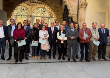La Diputación de Salamanca entrega a Alaraz el inventario de bienes municipales y Tordillos también recibe el suyo actualizado