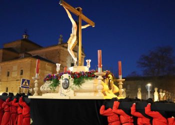 Peñaranda muestra a Castilla y León la riqueza histórica y artística de su Semana Santa con el traslado del Humilladero y Lágrimas