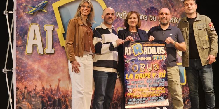 La II edición del festival Airadilos llegará el 1 de agosto a modo de singular viaje desde Peñaranda en un «avión» lleno de solidaridad