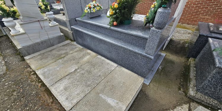 Momentos de angustia en el cementerio de Peñaranda: «lo peor era el terrible frío del agua que me cubría casi metro y medio»