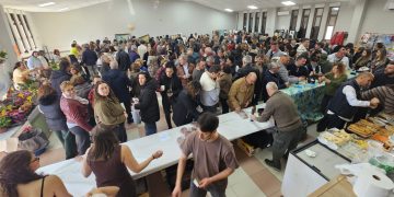 Vecinos de Babilafuente y otros pueblos de la comarca de Las Villas llenan el rastrillo solidario a favor de la ONG Acción Verapaz