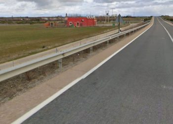 Atropello de madrugada en la N-501 en Cantaracillo: un vehículo arrolla a un peatón de 55 años que fue trasladado al hospital