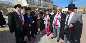 Santiago de la Puebla recibe a un centenar de capistas en una grata jornada de convivencia con música y los típicos cuquillos