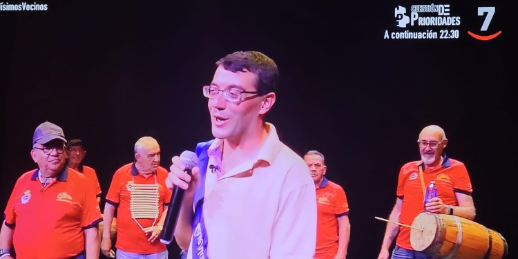 «Chemita» protagoniza el programa de televisión «Queridísimos vecinos» y recibe la gratitud y reconocimiento de toda Peñaranda