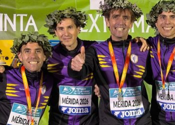 Medalla de plata por equipos para el Atletismo Macotera Jamón Prim en la Media Maratón de Mérida y bronce para los Bueno