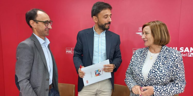 El PSOE calienta motores para las elecciones municipales y anuncia que presentará listas en todos los municipios salmantinos