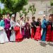 Caballistas y sevillanas ponen la alegría y el colorido en Macotera que celebra hoy una nueva edición de su Feria Rociera