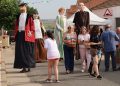 Villoruela recibe a sus gigantes en un ameno pasacalles que ha recorrido la II Feria de Artesanía en la penúltima jornada festiva