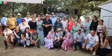 La Asociación de Amigos del Caballo de Las Villas celebra en el monte una exitosa concentración con paseo, comida y música