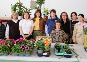 Villoria se suma a la campaña de solidaridad de Las Villas con un rastrillo solidario en el multiusos que ha animado el domingo