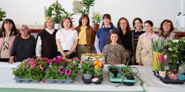 Villoria se suma a la campaña de solidaridad de Las Villas con un rastrillo solidario en el multiusos que ha animado el domingo