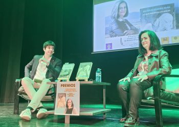 Sonsoles Sánchez-Reyes presenta «Lo que perdieron los héroes», una reflexión sobre el verdadero significado del heroísmo