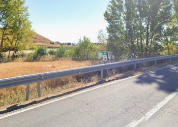 Un joven motorista aparece accidentado sobre la calzada en la carretera SA-804 a su paso por el término de Aldearrubia