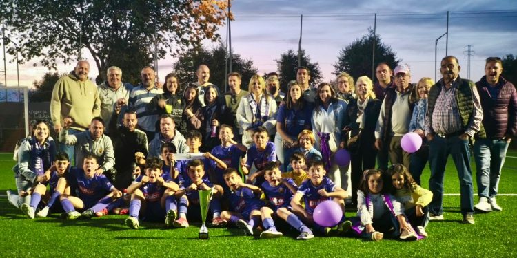 El Alevín A del Club Deportivo Peñaranda gana el IV Torneo Autonómico Alevín celebrado en La Cistérniga (Valladolid)