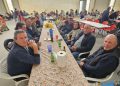A la rica paella para 300 comensales en Arabayona de Mógica que han celebrado la festividad del patrón del campo, San Isidro