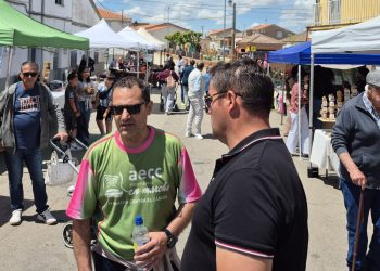Cantalpino despide las fiestas en honor de San Isidro Labrador con un mercado artesanal con una decena de puestos