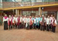 El coro de Cruz Roja en Peñaranda actúa para los mayores: un proyecto que mejora el estado de ánimo y combate la soledad
