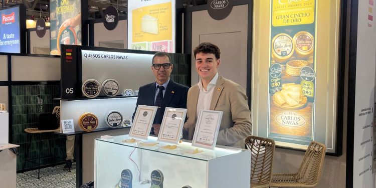 Quesos Carlos Navas, la empresa peñarandina que participa estos días en la prestigiosa Feria Tuttofood de Milán, en Italia