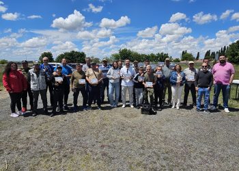 Peñaranda despierta con el canto de los pájaros: gran nivel en el Autonómico de Silvestrismo celebrado en la finca El Pradohorno
