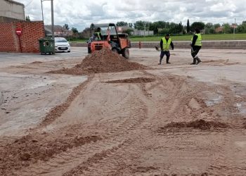 Villoria sufre las peores consecuencias de una gran tormenta que ha dejado anegada toda la red de desagües de la localidad