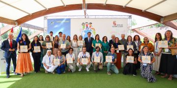 El CEIP Severiano Montero Sánchez, de Peñaranda, recibe el sello ambiental «Centro Educativo Sostenible» concedido por la Junta