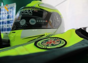 La Escuela de Tráfico de la Guardia Civil de Mérida tiñe de amarillo y verde las provincias de Badajoz, Cáceres y Salamanca