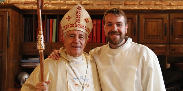 El seminarista de Cantalapiedra Mario Cabrera Barajas recibirá la ordenación diaconal este domingo en la Catedral Vieja