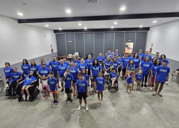 La gran «familia» de Aerscyl elige Huerta para disfrutar de una jornada de confraternidad con actividades y comida en el albergue