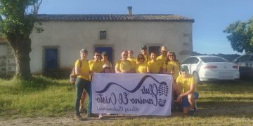 El club de senderismo Camino el Cristo, de Alaraz, disfruta de una ruta de 15 kilómetros en la localidad de Bonilla de la Sierra