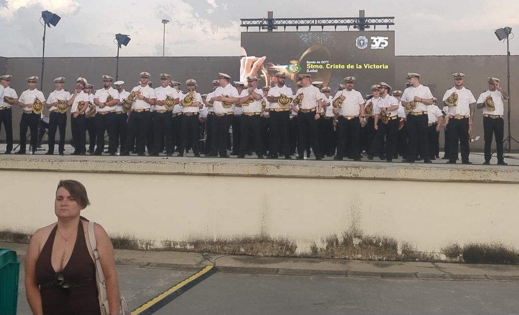 banda 26