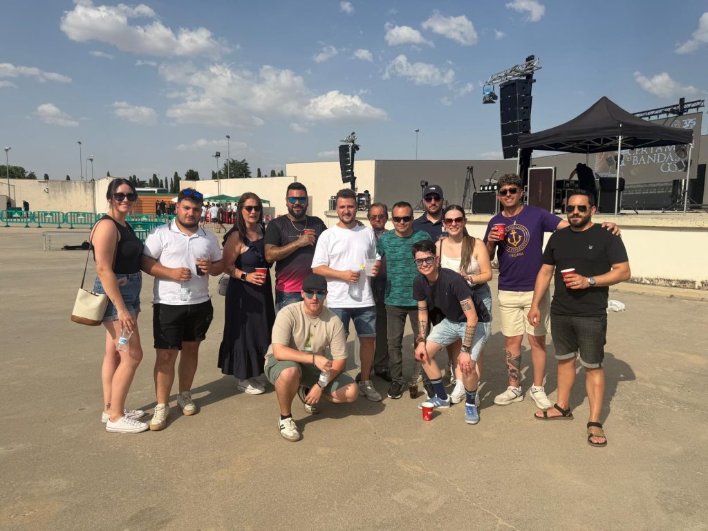 banda 28