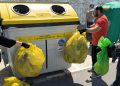 El programa «Basuraleza» logra retirar en Peñaranda cerca de 30 kilogramos de distintos residuos en una fructífera mañana