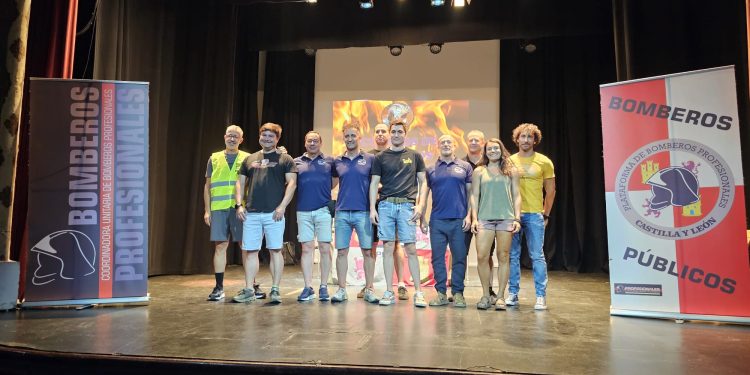 Los profesionales responden en Peñaranda: «No puede ser que políticos, que no son técnicos de la materia, pongan un mapa y decidan poner los parques de bomberos donde a ellos más les interesa dependiendo de dónde tengan sus alcaldías»